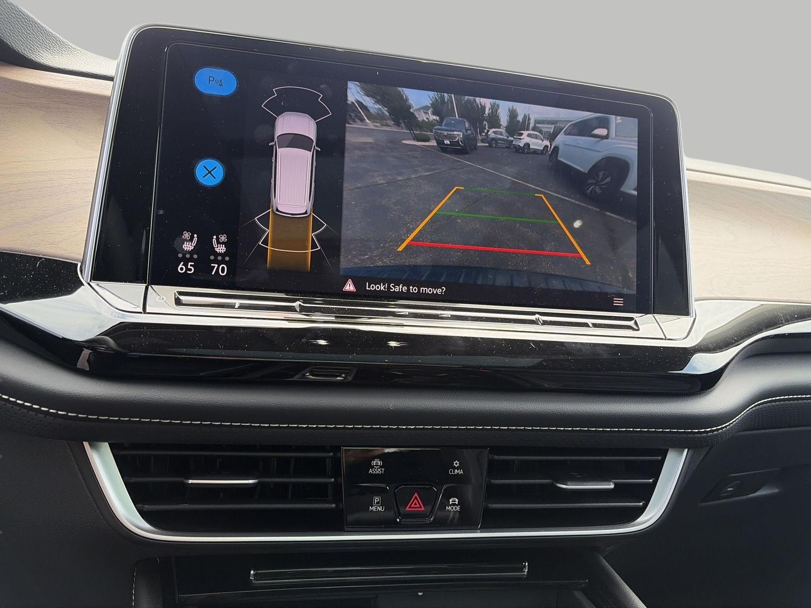 2026 Volkswagen Atlas 2.0T SE w/Technology 4MOTION