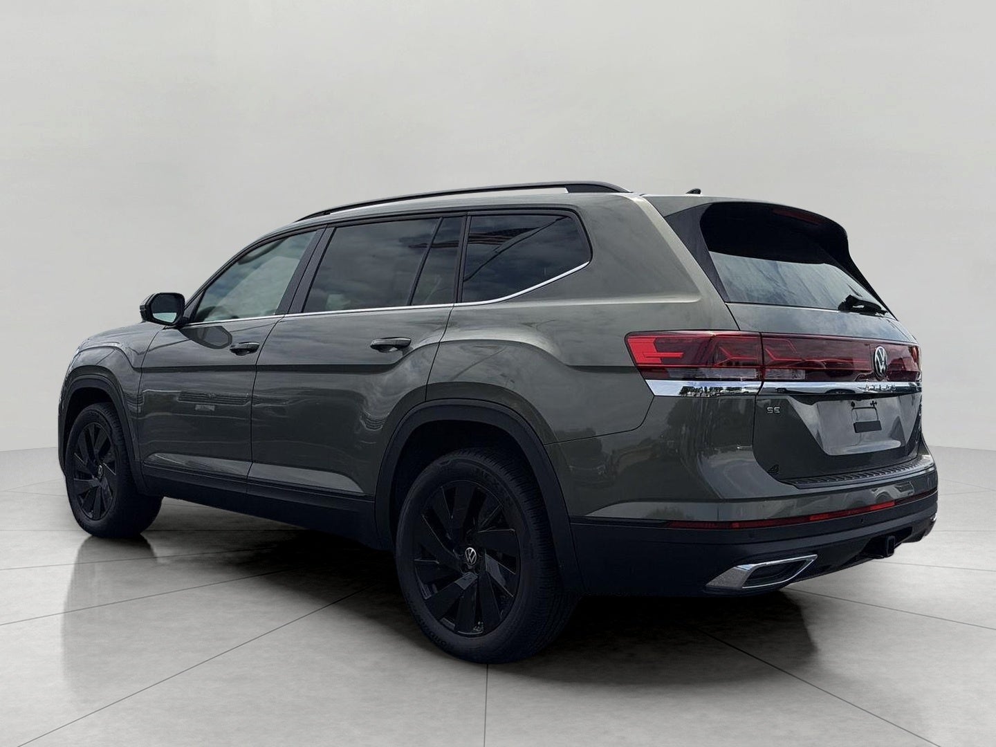 2026 Volkswagen Atlas 2.0T SE w/Technology 4MOTION