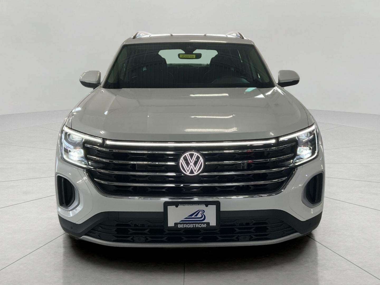 2026 Volkswagen Atlas 2.0T SE w/Technology 4MOTION