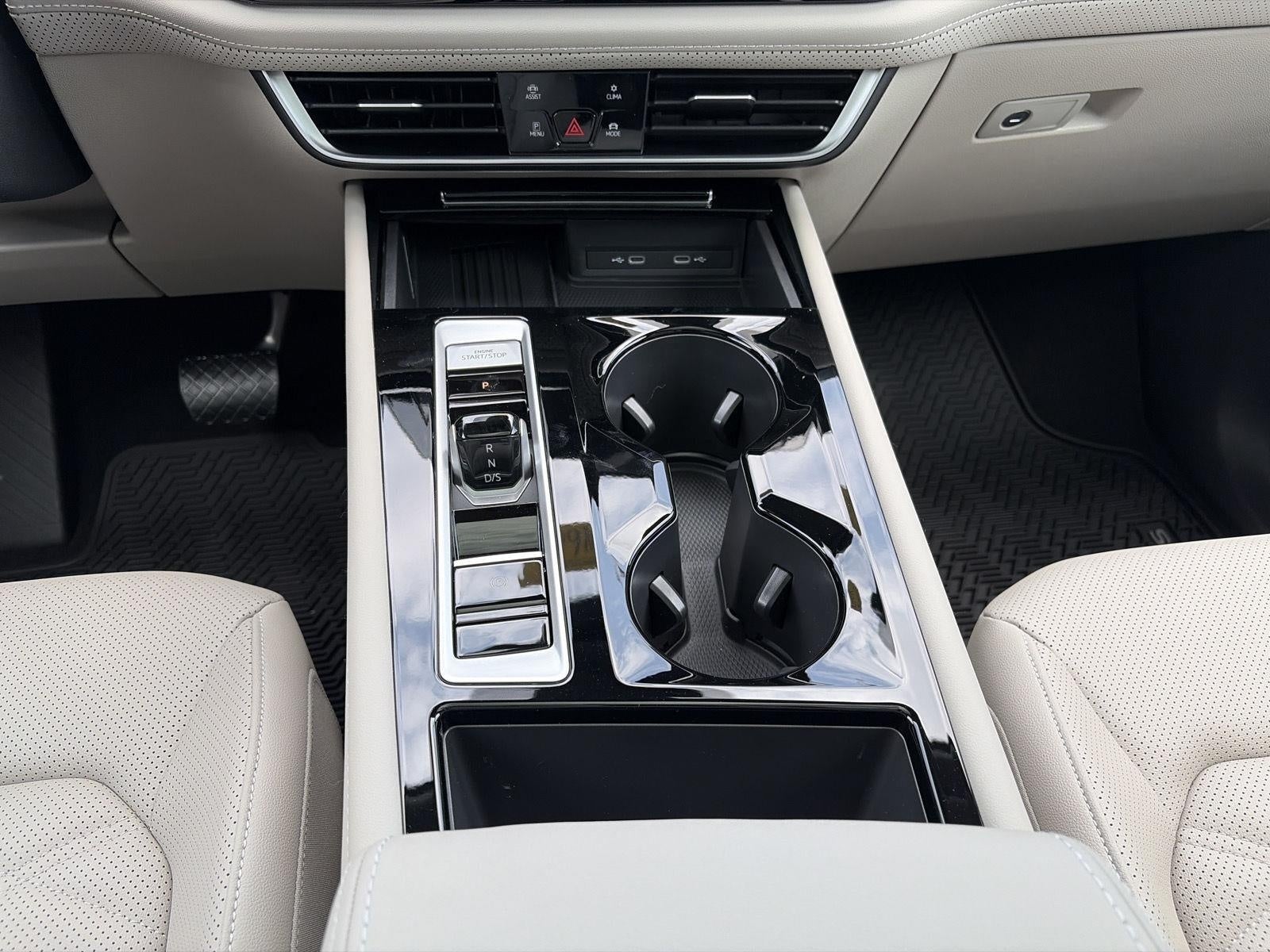 2026 Volkswagen Atlas 2.0T SE w/Technology 4MOTION
