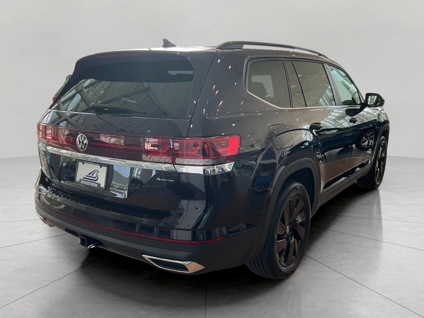 2026 Volkswagen Atlas 2.0T SE w/Technology 4MOTION