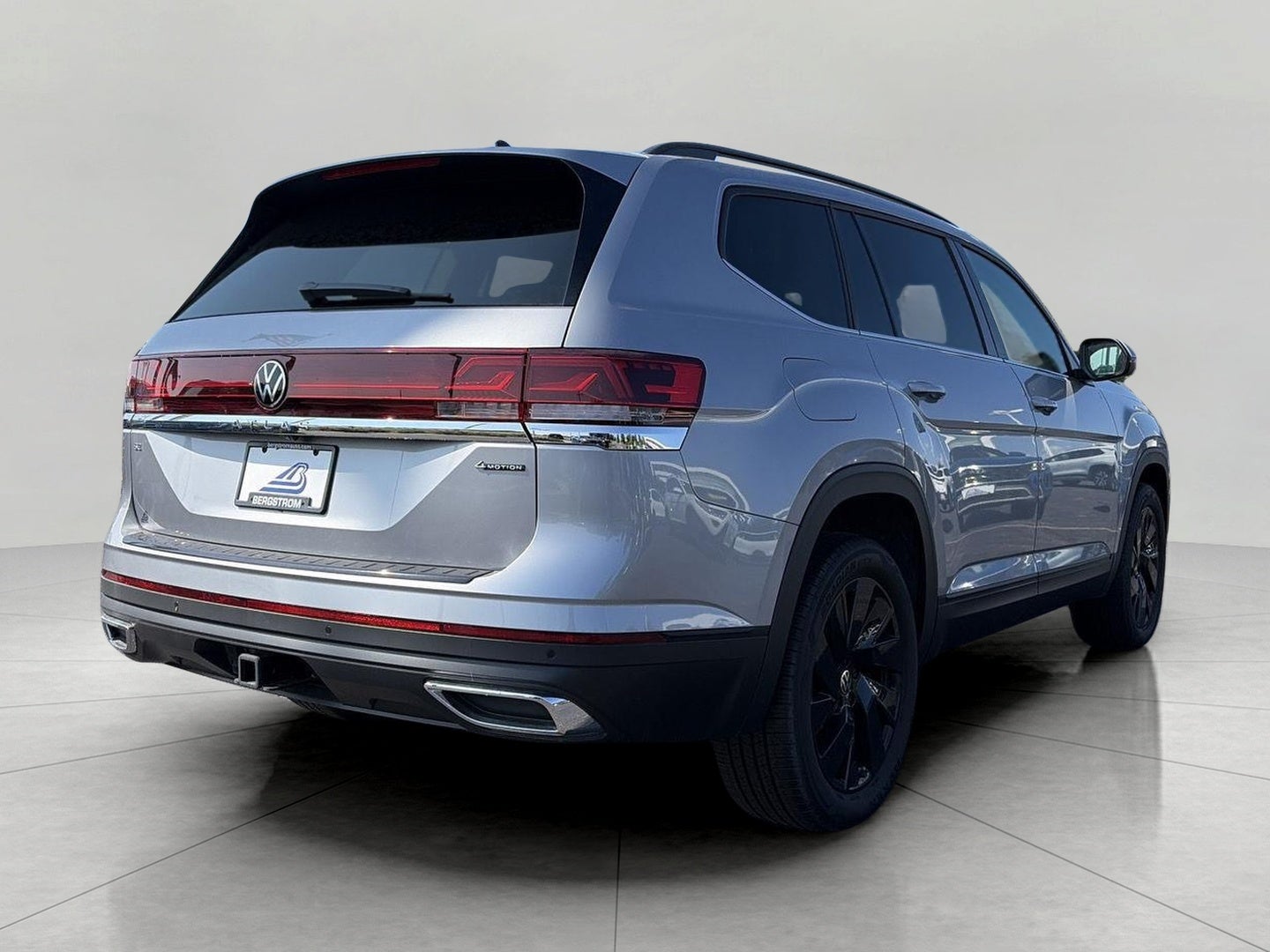 2026 Volkswagen Atlas 2.0T SE w/Technology 4MOTION