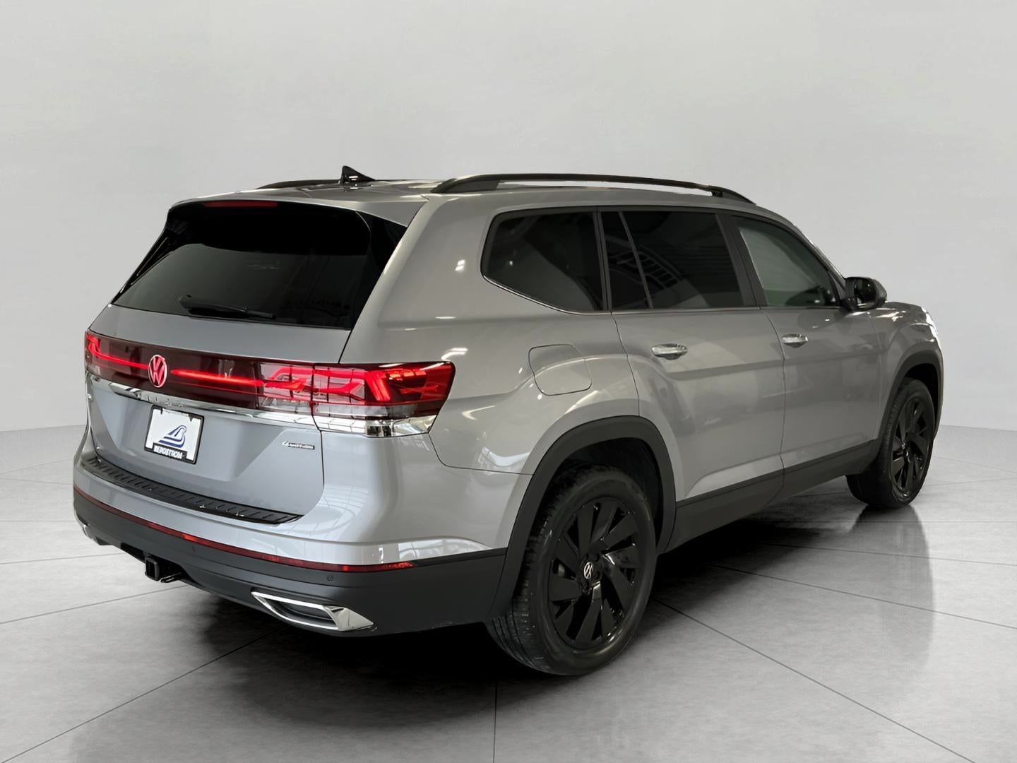 2026 Volkswagen Atlas 2.0T SE w/Technology 4MOTION