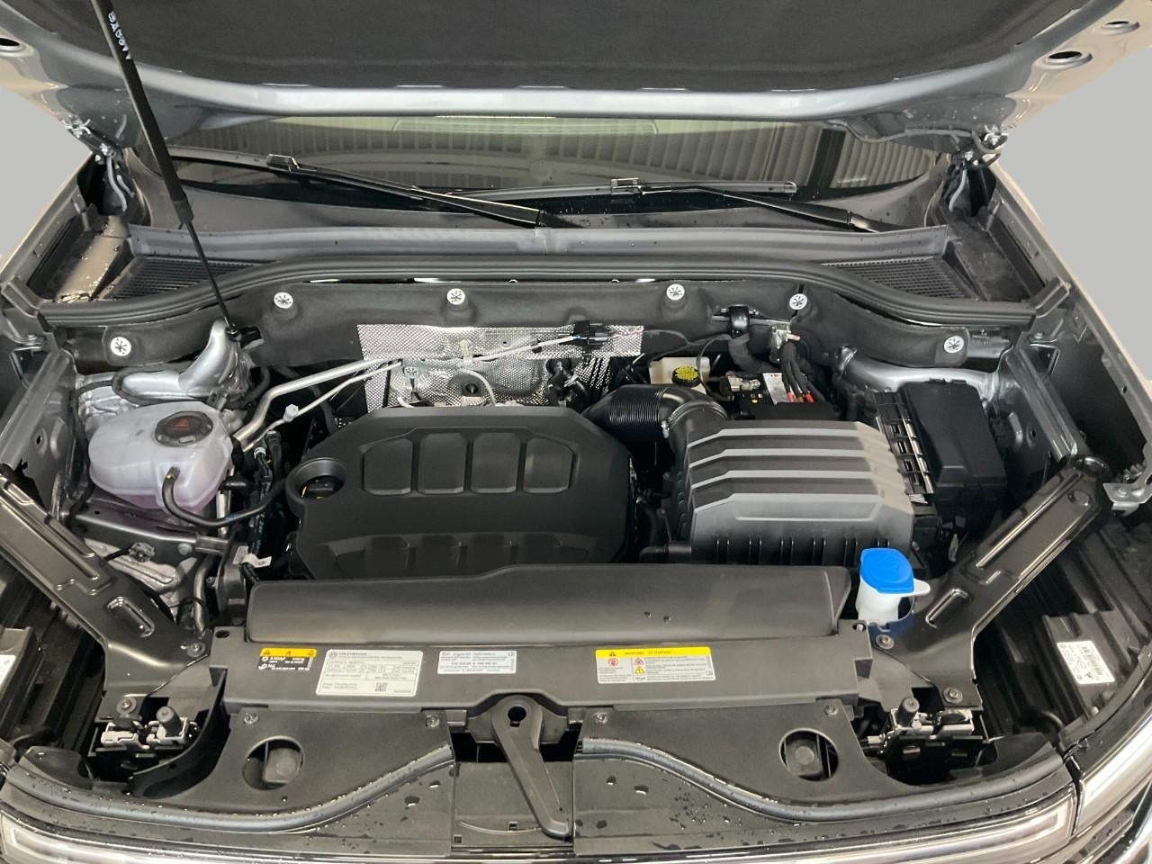 2026 Volkswagen Atlas Cross Sport 2.0T SE 4MOTION