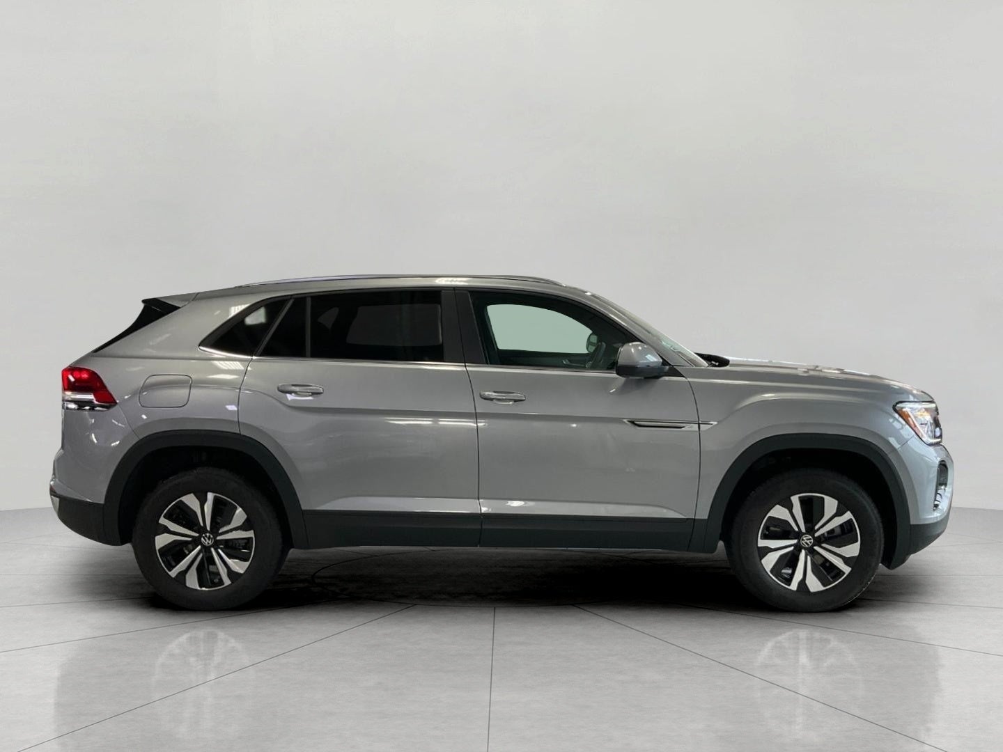 2026 Volkswagen Atlas Cross Sport 2.0T SE 4MOTION