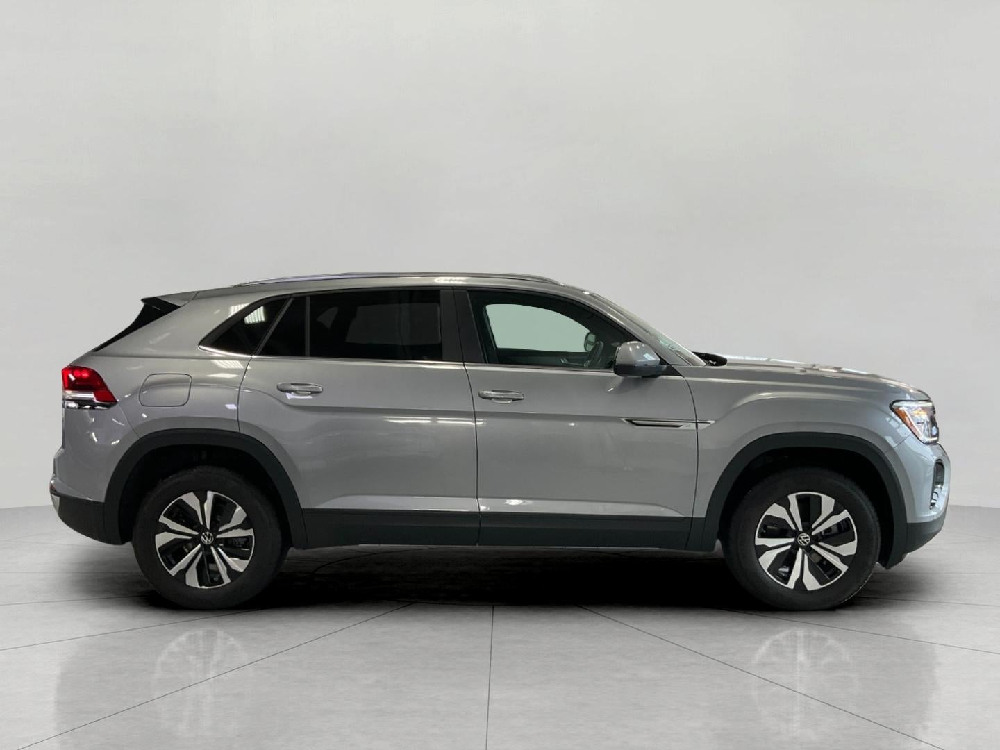 2026 Volkswagen Atlas Cross Sport 2.0T SE 4MOTION