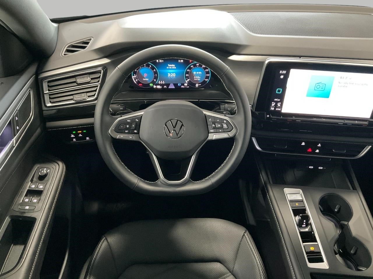 2026 Volkswagen Atlas Cross Sport 2.0T SE 4MOTION