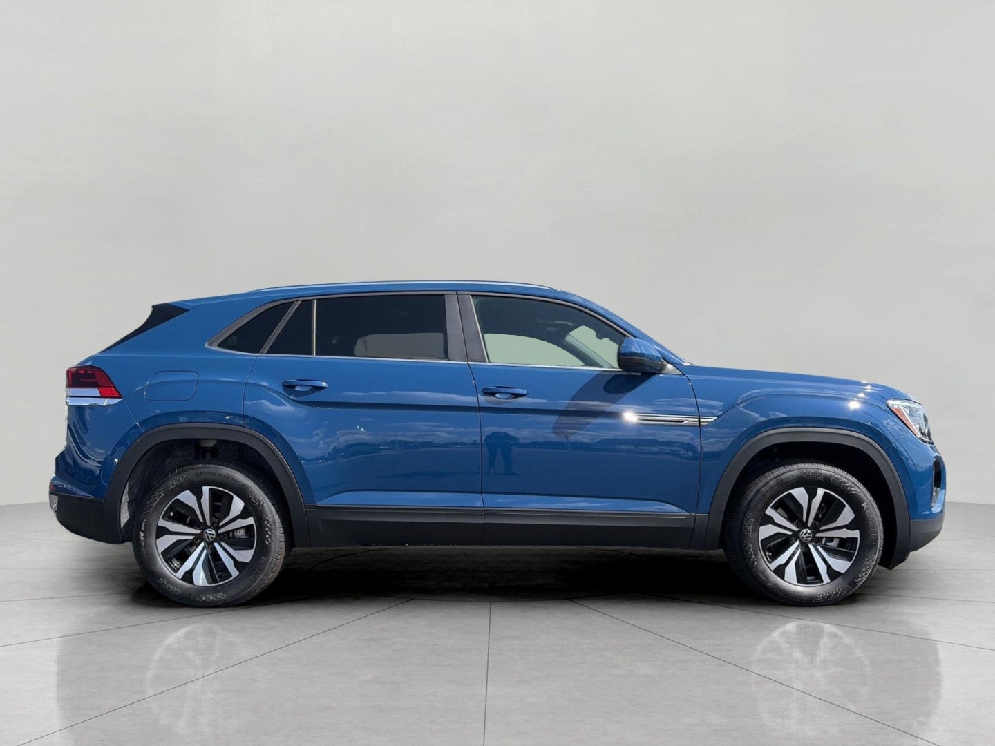 2026 Volkswagen Atlas Cross Sport 2.0T SE 4MOTION
