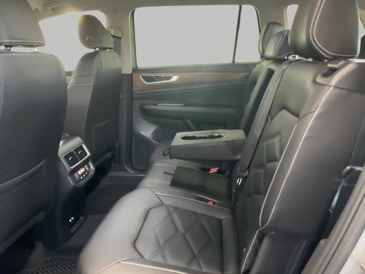 2026 Volkswagen Atlas 2.0T SE 4MOTION