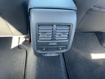 2022 Volkswagen Passat 2.0T Limited Edition Auto