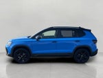 2025 Volkswagen Taos SE Black 4MOTION