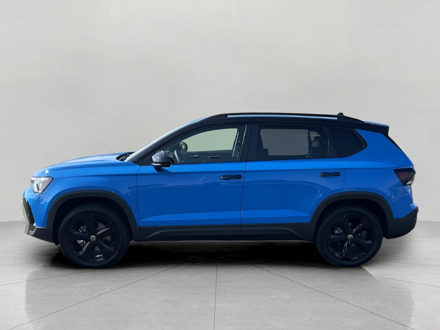 2025 Volkswagen Taos SE Black 4MOTION