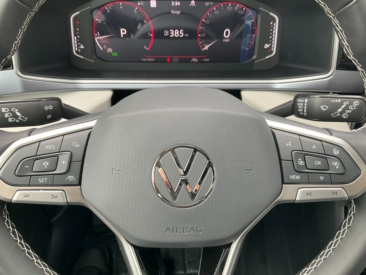 2026 Volkswagen Taos SEL 4MOTION