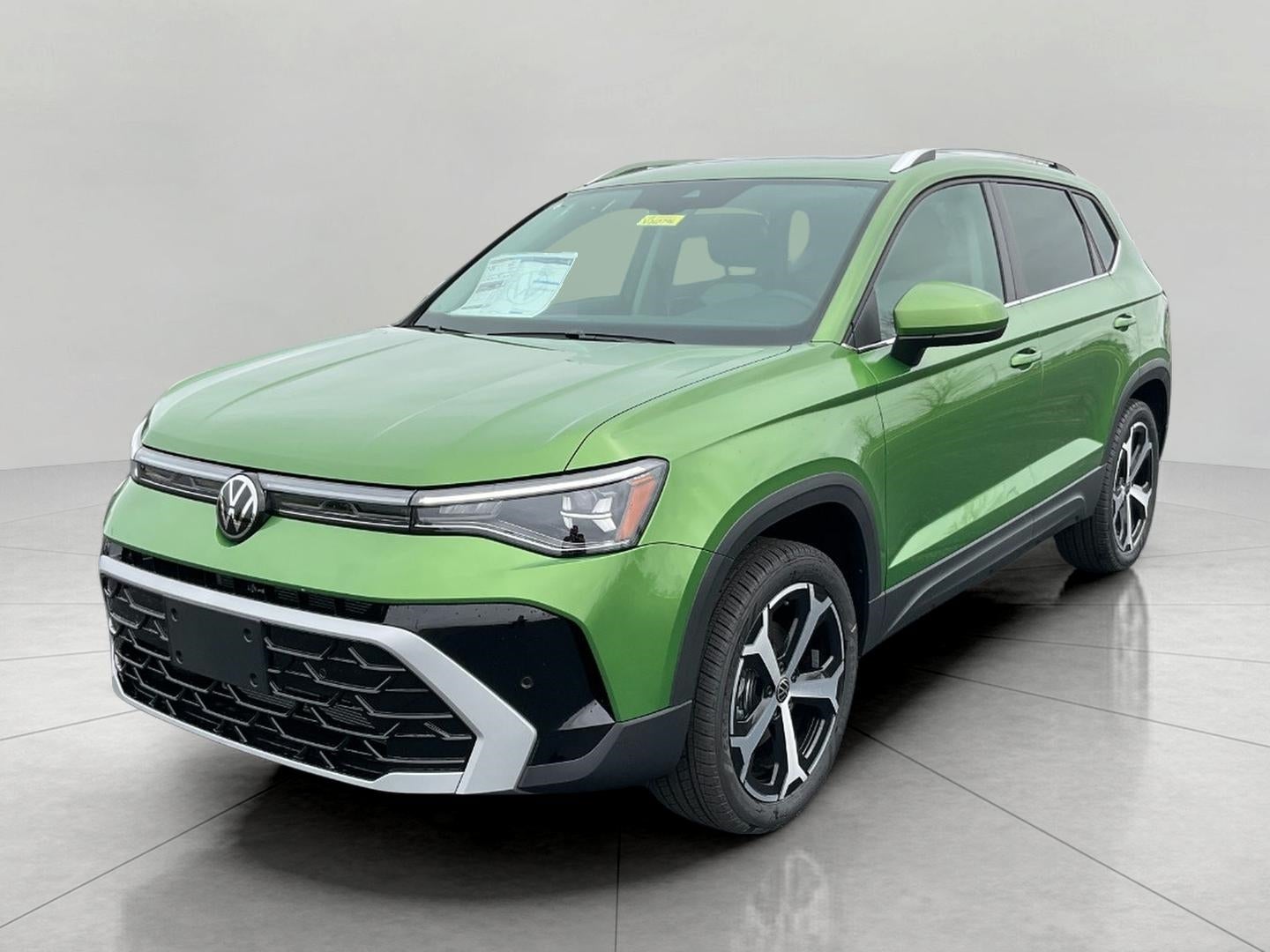 2026 Volkswagen Taos SEL 4MOTION