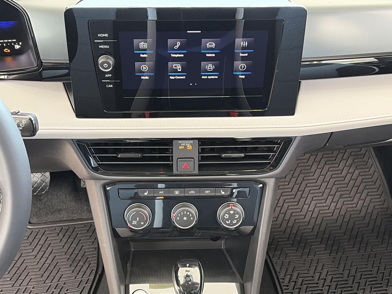2026 Volkswagen Taos S 4MOTION