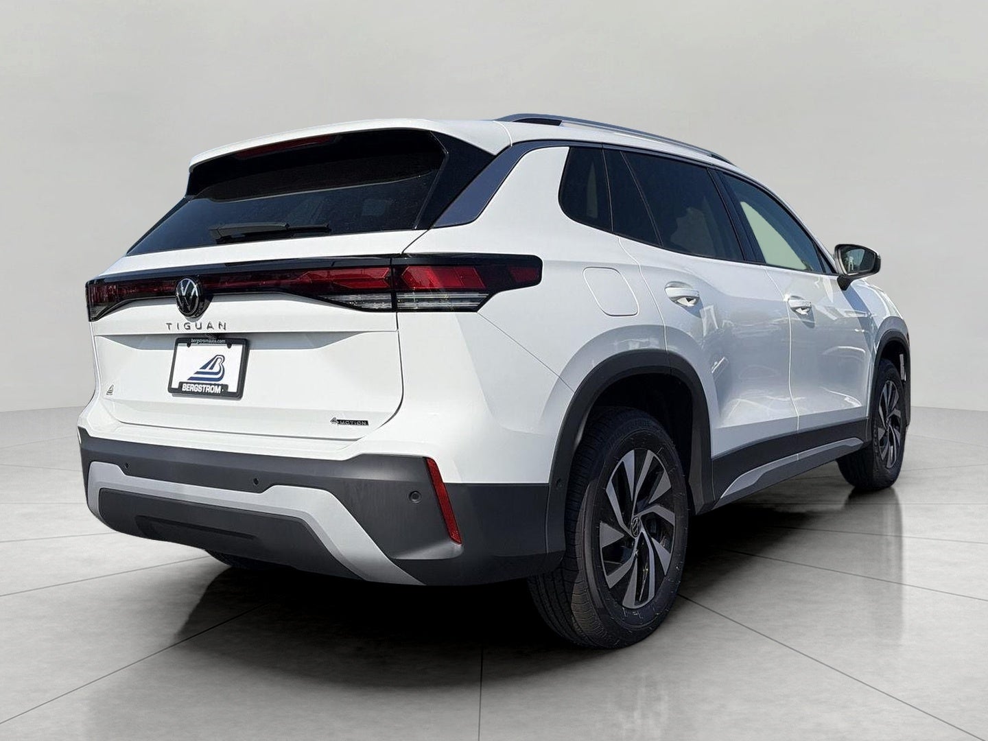 2026 Volkswagen Tiguan S 4MOTION