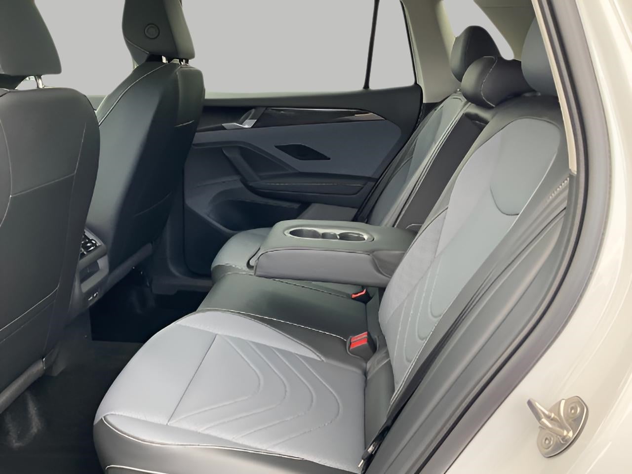 2025 Volkswagen Tiguan 2.0T SE 4MOTION