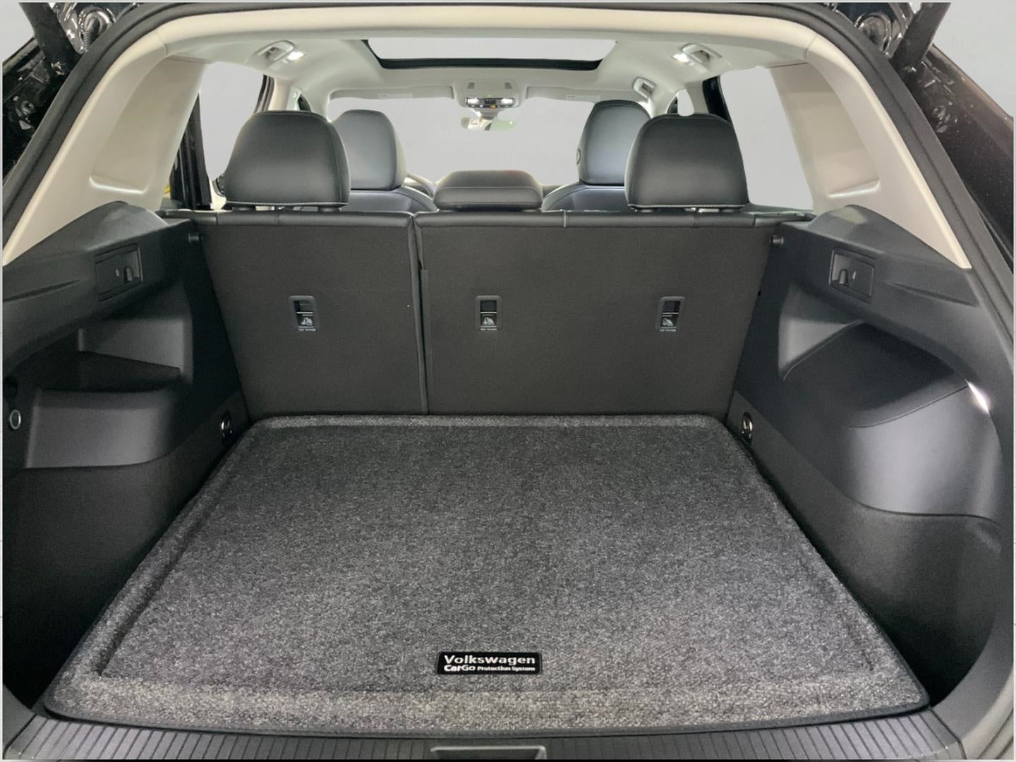 2025 Volkswagen Tiguan 2.0T SE 4MOTION