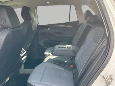 2025 Volkswagen Tiguan 2.0T SE 4MOTION