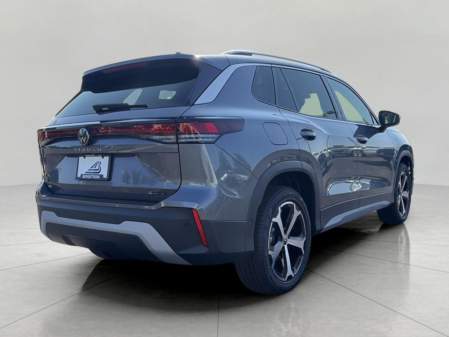 2026 Volkswagen Tiguan SE 4MOTION