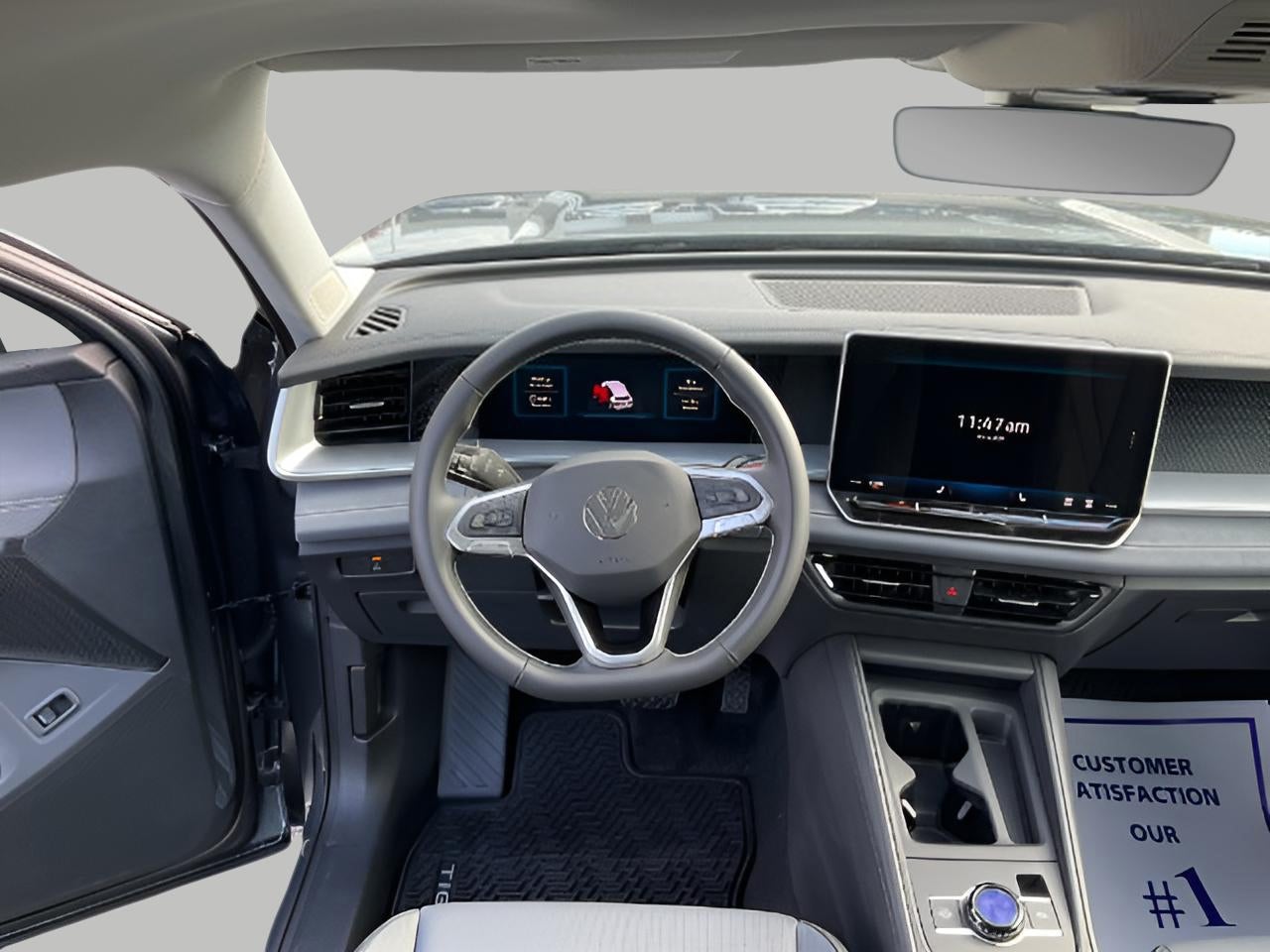 2025 Volkswagen Tiguan 2.0T SE 4MOTION