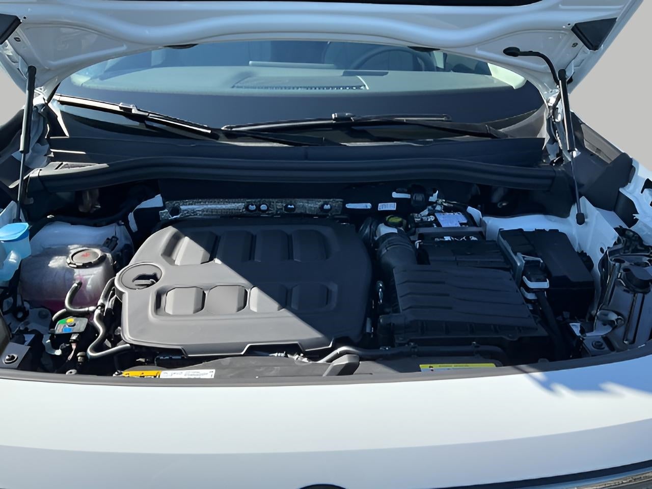 2025 Volkswagen Tiguan 2.0T SE 4MOTION