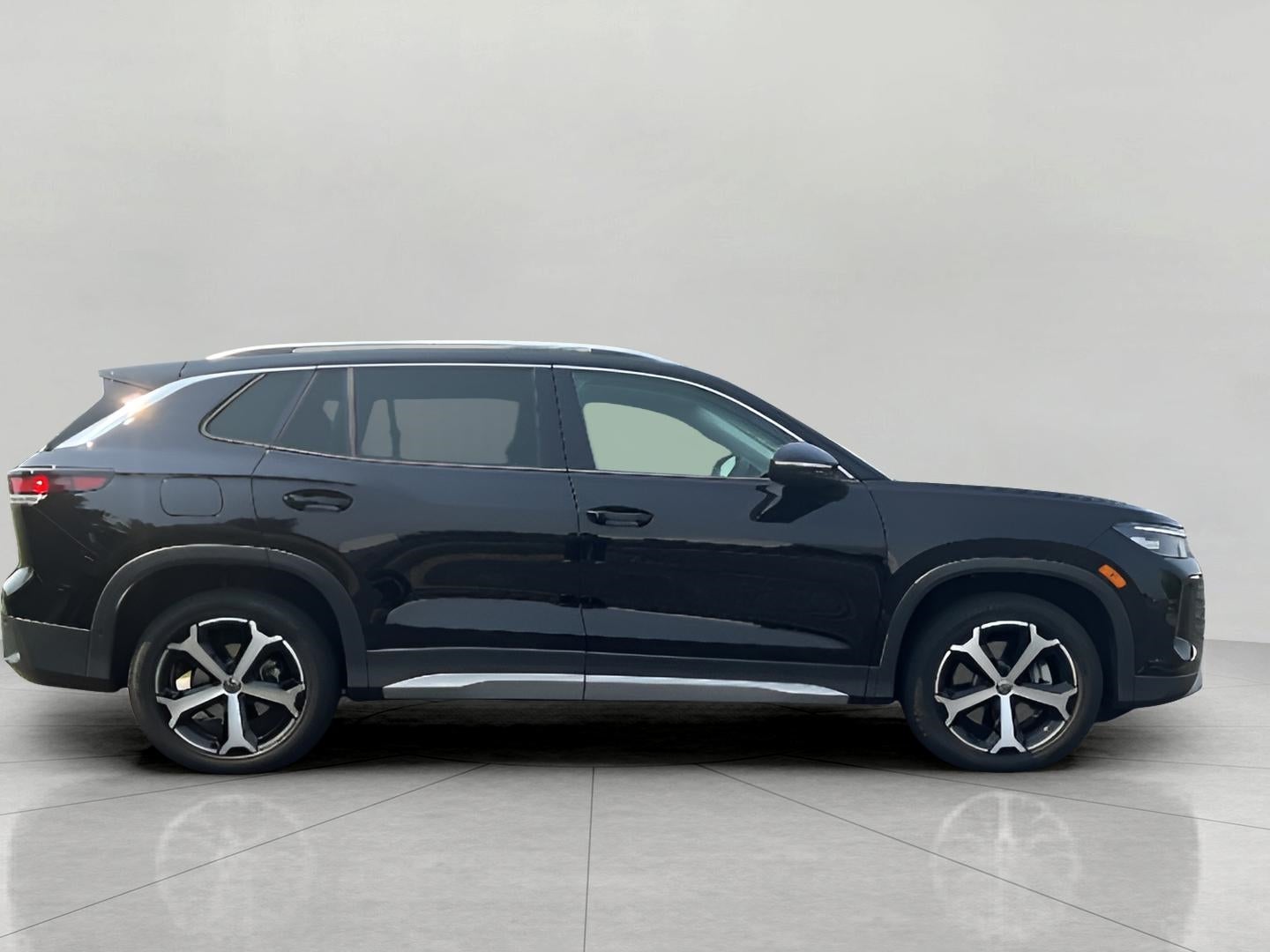 2025 Volkswagen Tiguan 2.0T SE 4MOTION