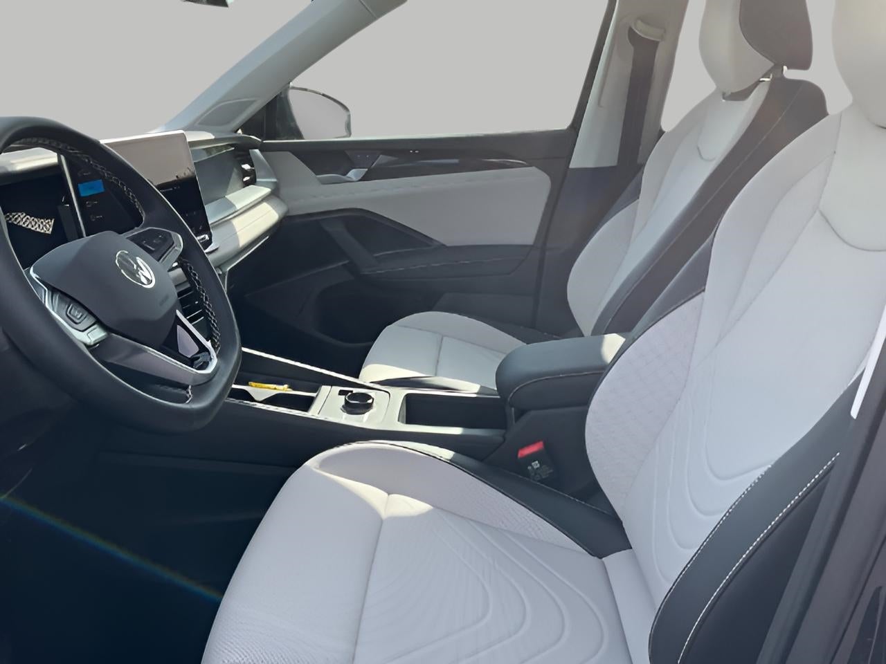 2025 Volkswagen Tiguan 2.0T SE 4MOTION