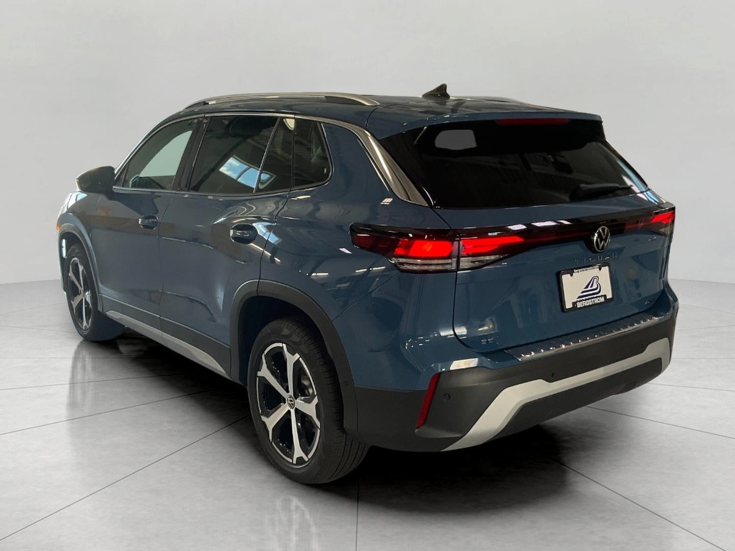 2026 Volkswagen Tiguan SE 4MOTION
