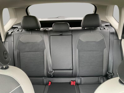 2026 Volkswagen Taos SE 4MOTION