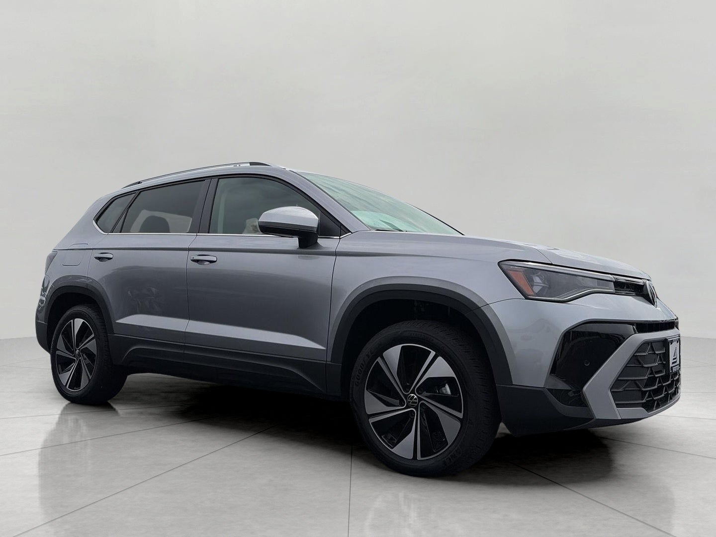 2026 Volkswagen Taos SE 4MOTION