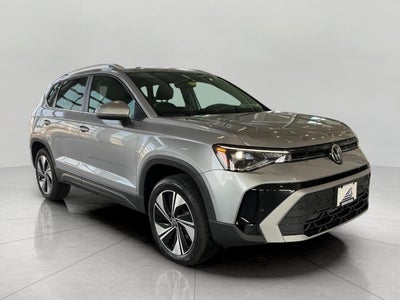 2026 Volkswagen Taos SE 4MOTION