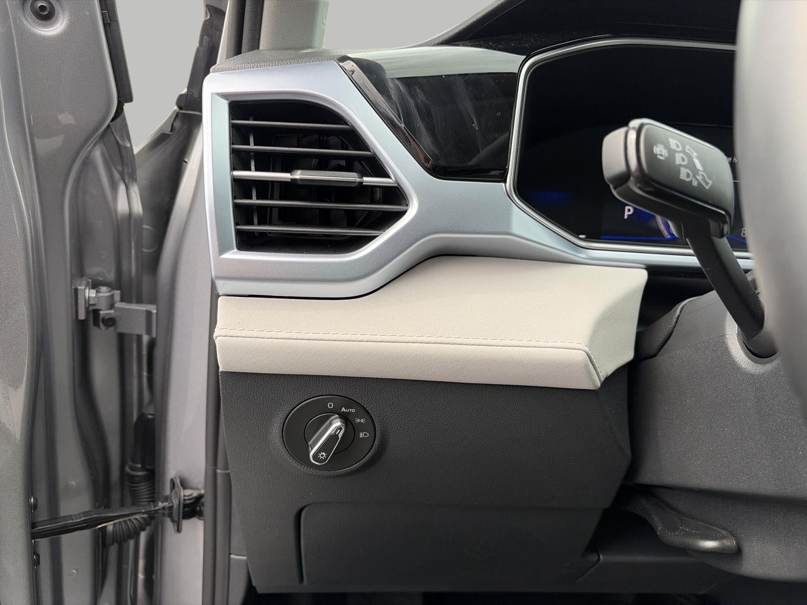 2026 Volkswagen Taos SE 4MOTION