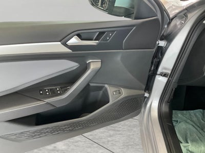 2026 Volkswagen Jetta SE Auto