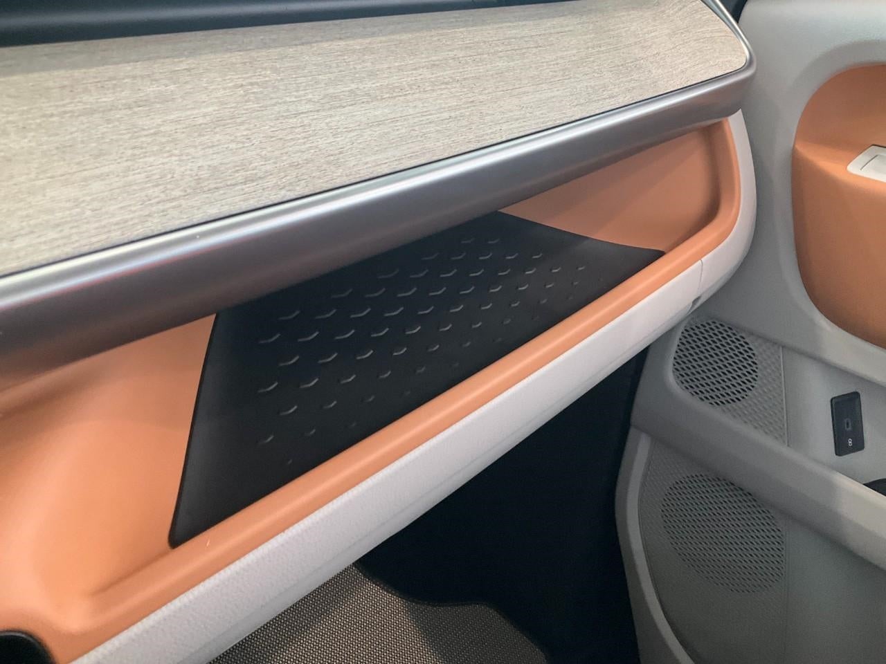 2025 Volkswagen ID. Buzz 1st Edition 4MOTION w/Two-Tone