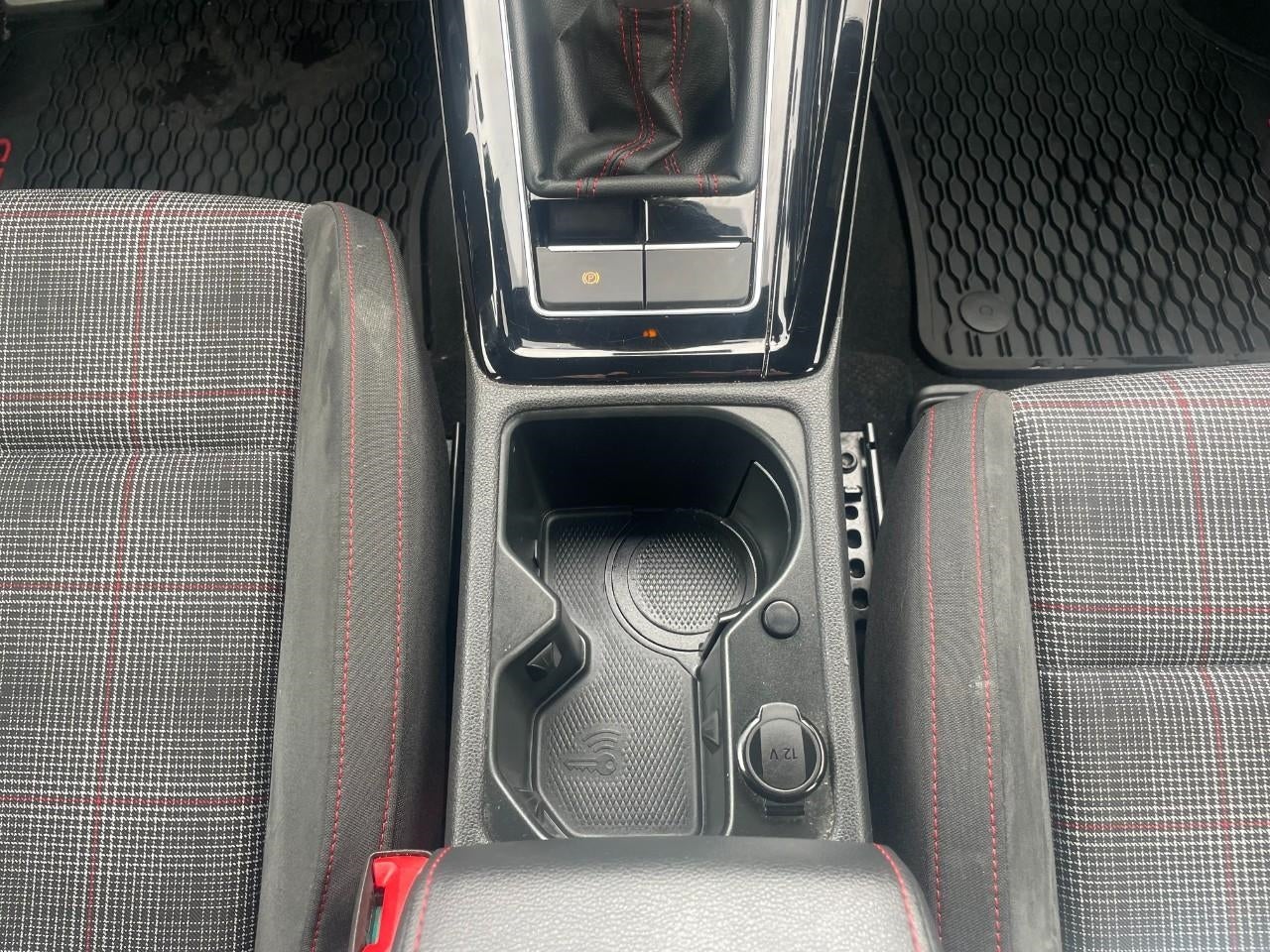 2023 Volkswagen Golf GTI 2.0T 40th Anniversary Edition Manual