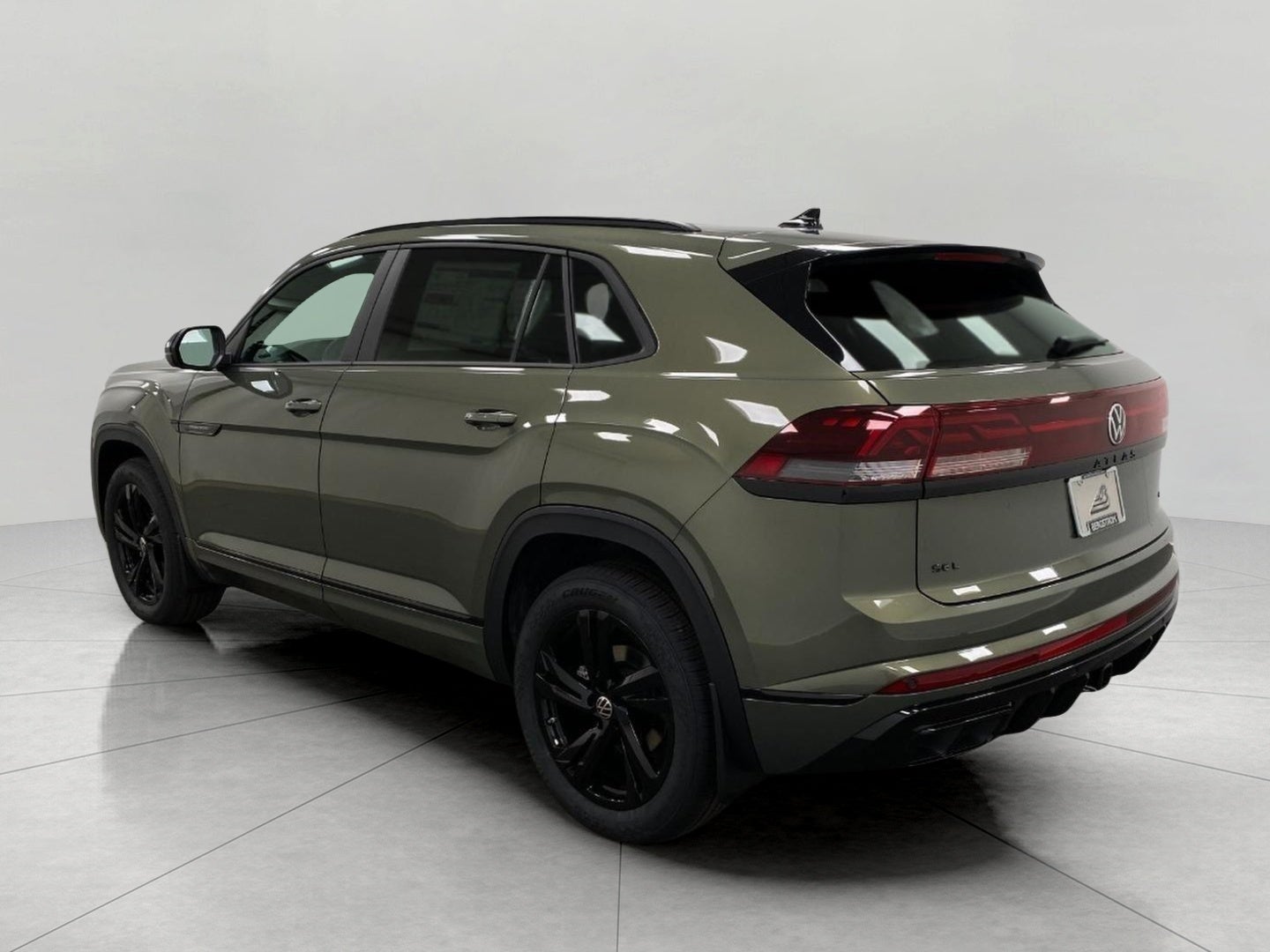 2026 Volkswagen Atlas Cross Sport 2.0T SEL R-Line Black 4MOTION