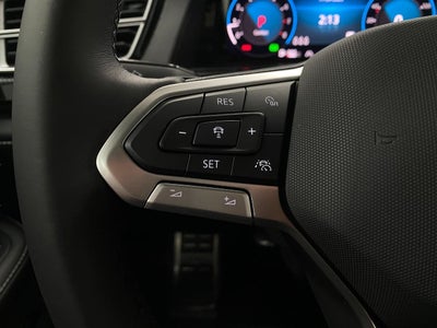 2026 Volkswagen Atlas Cross Sport 2.0T SEL R-Line Black 4MOTION