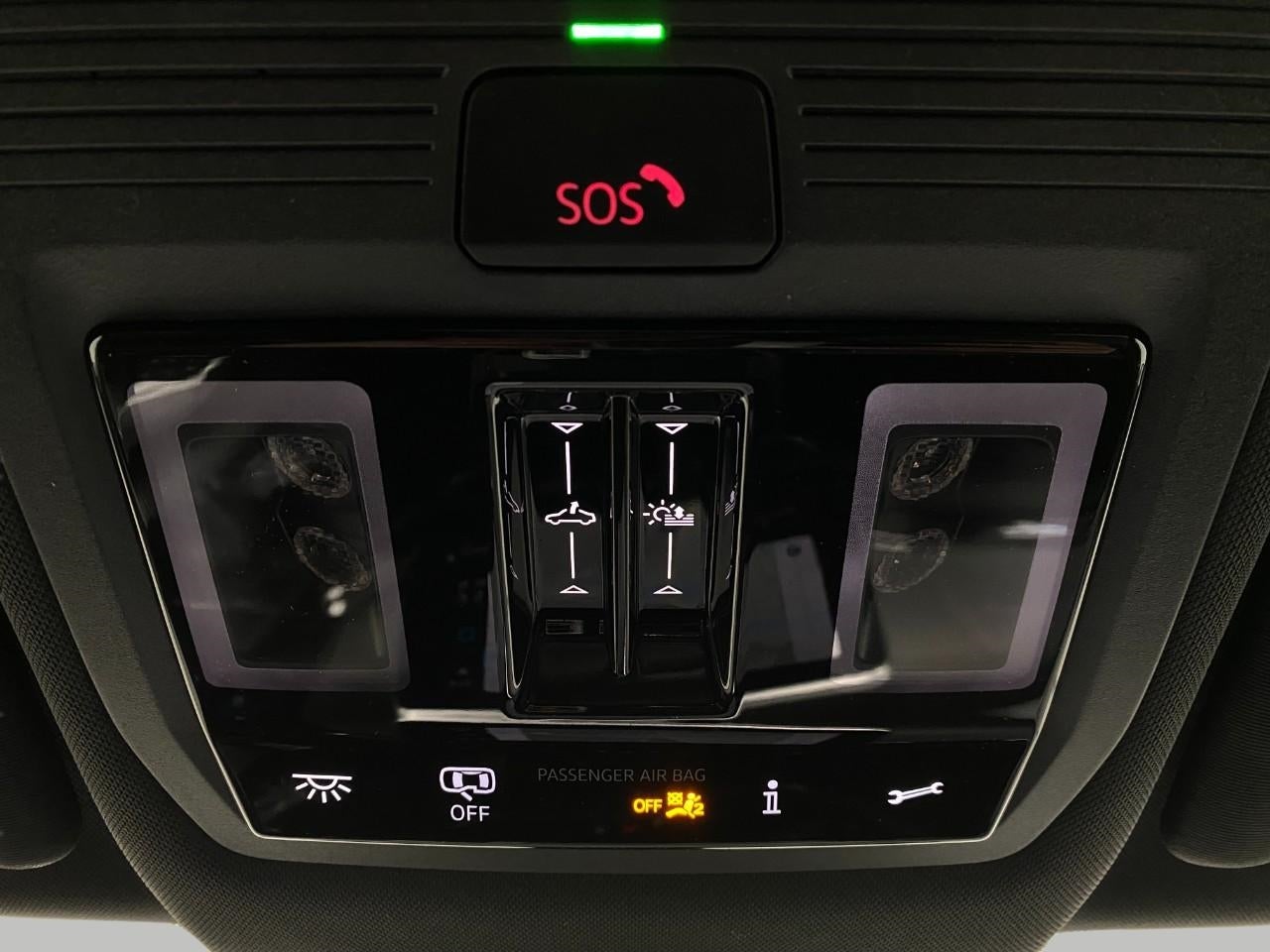 2026 Volkswagen Atlas Cross Sport 2.0T SEL R-Line Black 4MOTION