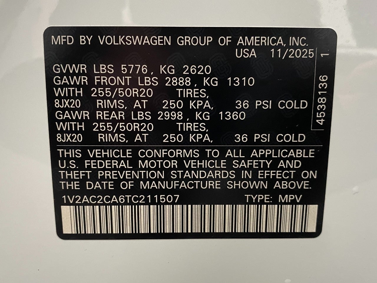 2026 Volkswagen Atlas Cross Sport 2.0T SEL R-Line Black 4MOTION