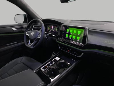 2026 Volkswagen Atlas Cross Sport 2.0T SEL R-Line Black 4MOTION