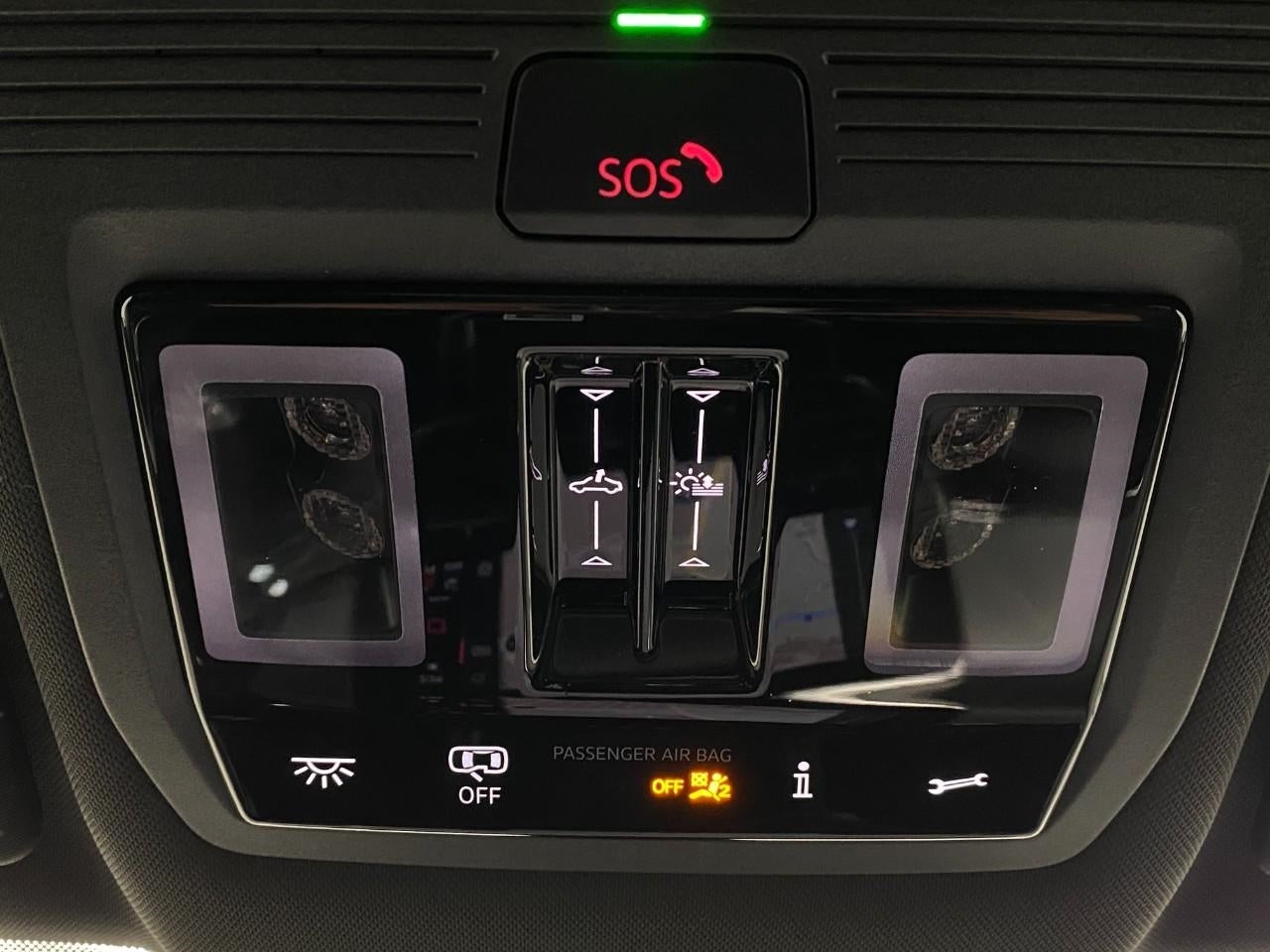 2026 Volkswagen Atlas Cross Sport 2.0T SEL R-Line Black 4MOTION