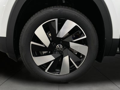 2026 Volkswagen Atlas Cross Sport 2.0T SEL 4MOTION