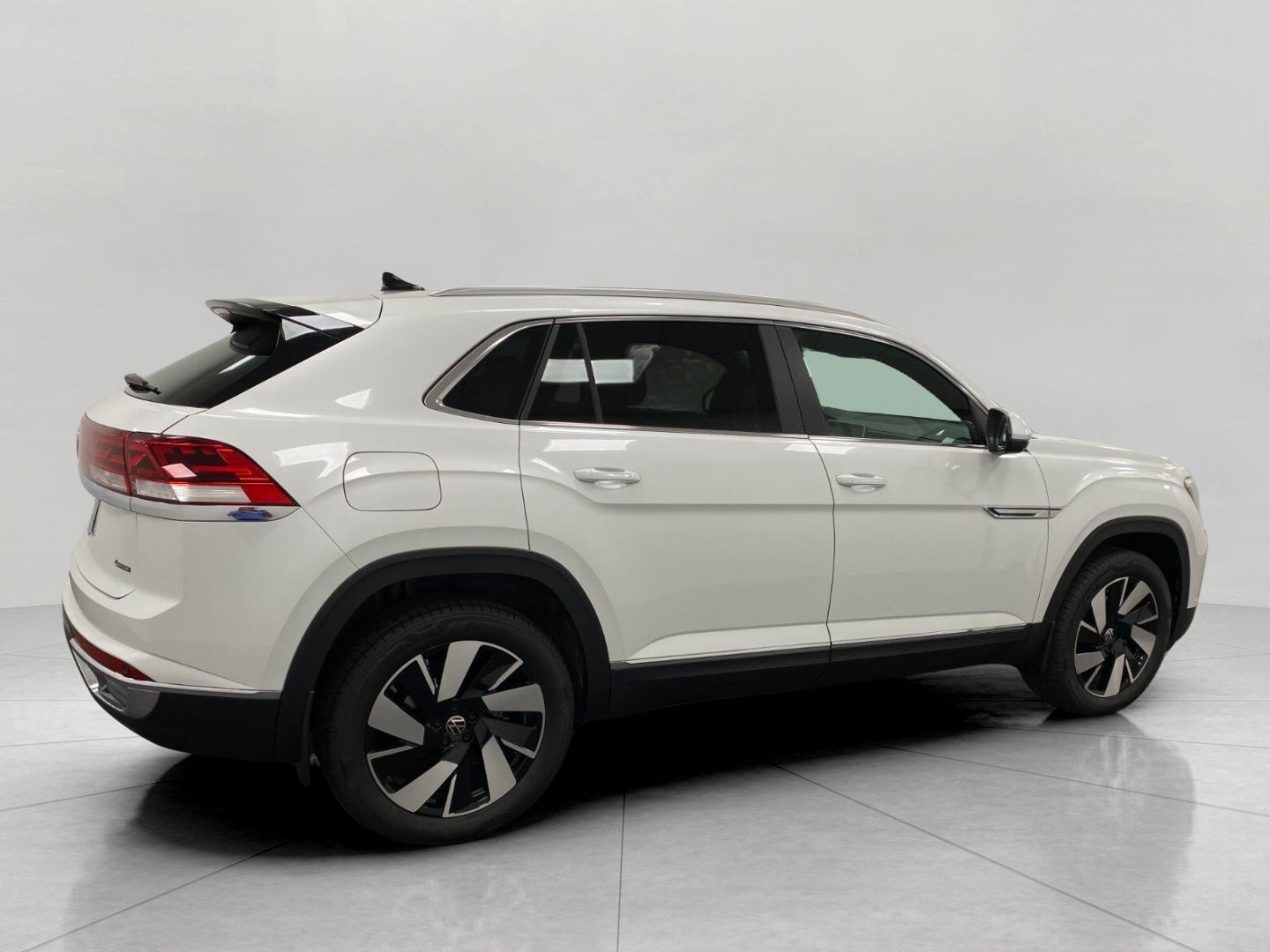 2026 Volkswagen Atlas Cross Sport 2.0T SEL 4MOTION
