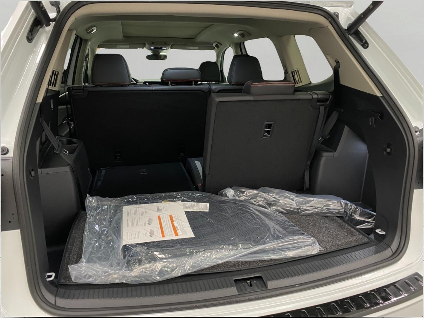 2026 Volkswagen Atlas 2.0T Peak Edition 4MOTION