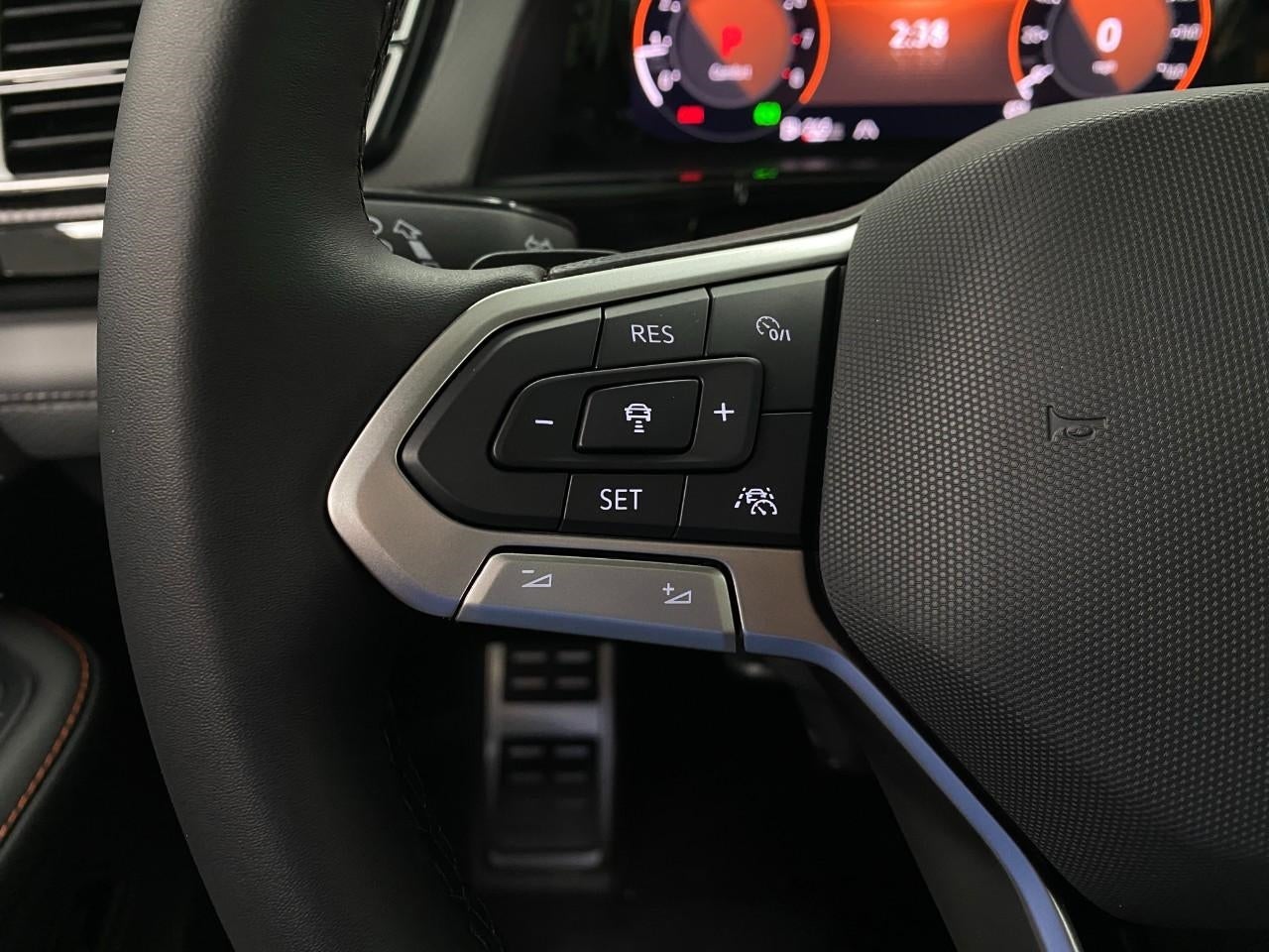2026 Volkswagen Atlas 2.0T Peak Edition 4MOTION