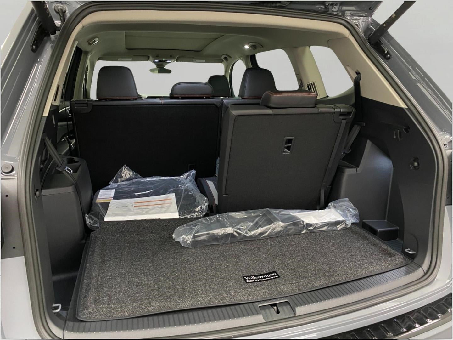 2026 Volkswagen Atlas 2.0T Peak Edition 4MOTION