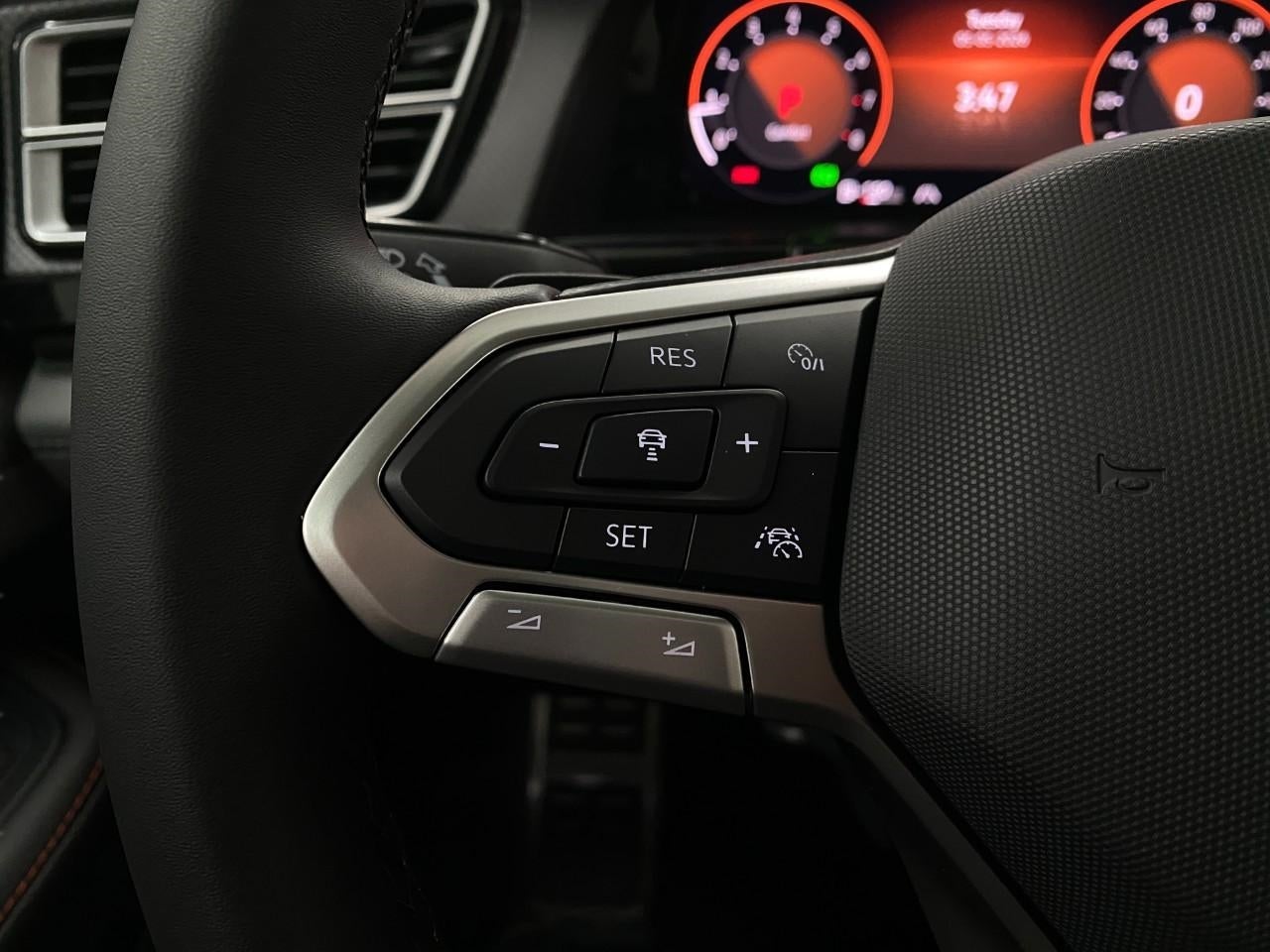 2026 Volkswagen Atlas 2.0T Peak Edition 4MOTION