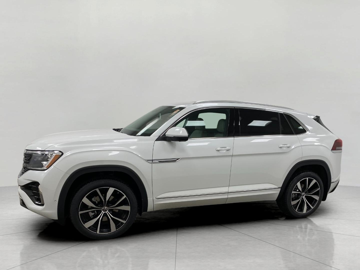 2026 Volkswagen Atlas Cross Sport 2.0T SEL Premium R-Line 4MOTION