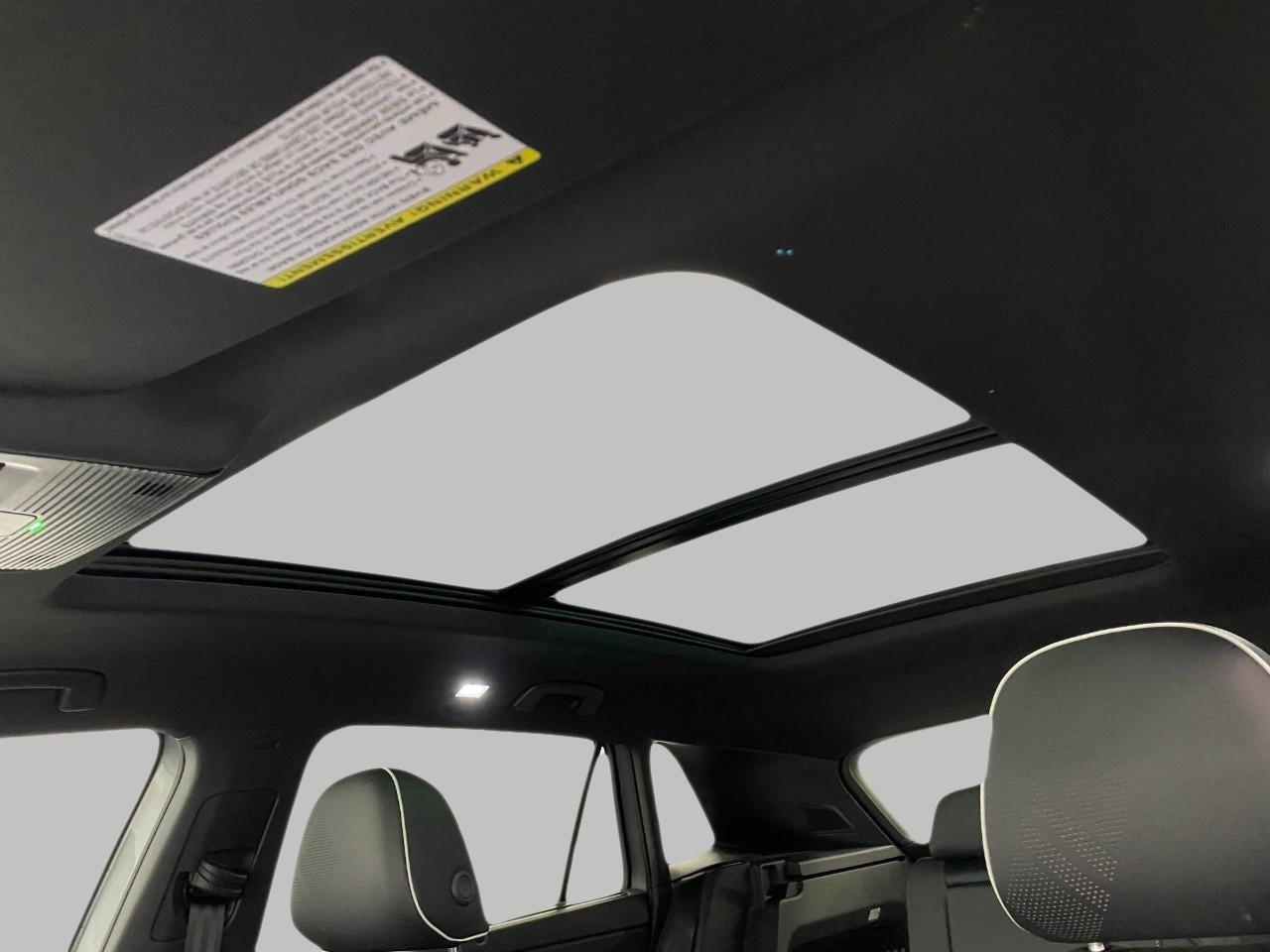 2026 Volkswagen Atlas Cross Sport 2.0T SEL Premium R-Line 4MOTION